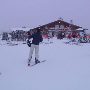 Skifahren in China, ein italienisches Geschäft