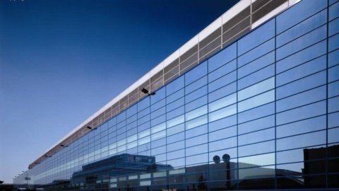 Borsa, Stm soffre per il downgrade di Exane e i conti di Intel