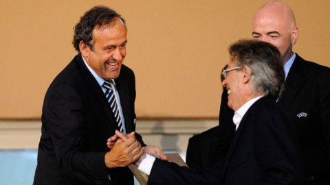 Platini: "Finanzielles Fairplay gilt für alle". Milan-Inter-Juve in Gefahr: Sanktionen seit 2014