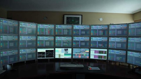 ADVISE ONLY – Trading ad alta frequenza: ordini fasulli e predatori senza scrupoli del risparmio