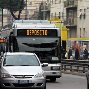 Забастовка транспорта: автобусы, метро, ​​поезда и самолеты остановились по всей Италии