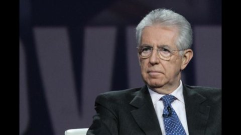 Lavoro, Monti: articolo 18 allontana investimenti, riforma entro marzo