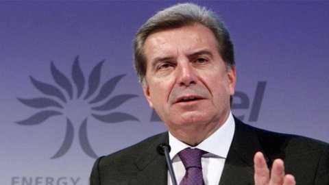 Enel, Conti: “Vogliamo essere leader nelle auto elettriche”