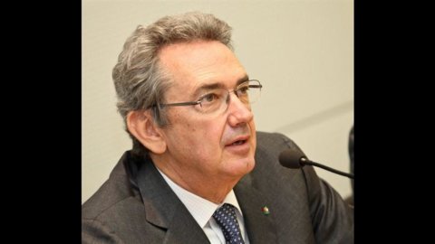 Telecom, Bernabè: "Queremos continuar o spin-off"