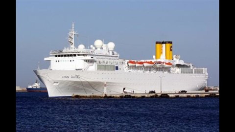 The Costa Allegra will arrive in Mahè on Thursday. Codacons: "Possible joint class action with Giglio"