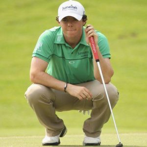 Golf, gran finale a Dubai: McIlroy insegue la corona di numero 1