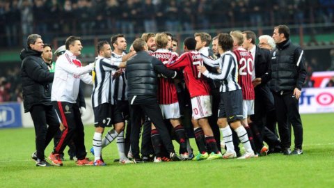 Fotbal: Milan-Juventus, pace făcută. Într-adevăr nu