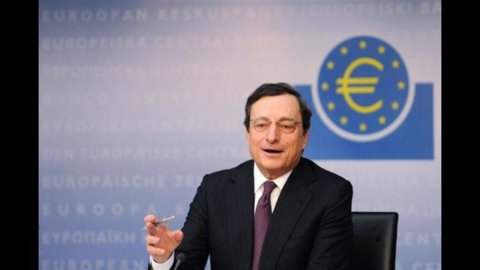 Bce, nuovo record di depositi overnight a 820,819 miliardi di euro