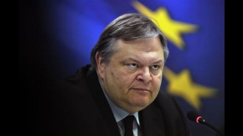 Eurogruppo: aiuti alla Grecia, oggi l’ok
