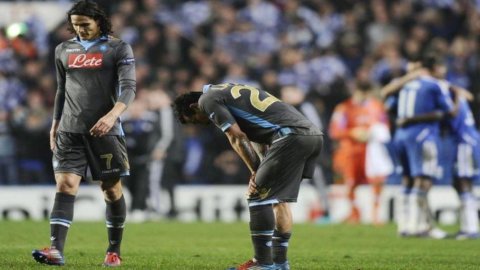 Liga dos Campeões: sonho do Napoli termina em Stamford Bridge, que ainda sai aplaudido