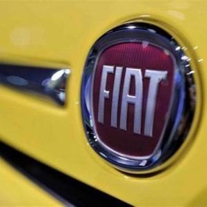 Автомобили: рынок ЕС -9,2% в феврале, Fiat -16,5%