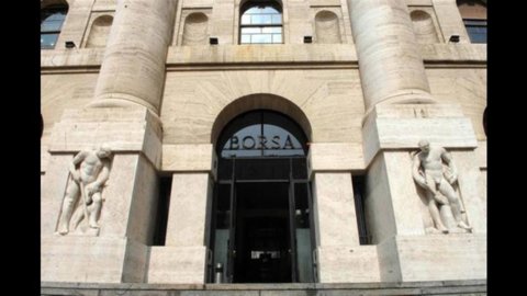 Mps replica l’exploit e le banche volano sulle ali del rinvio di Basilea 3 ma non salvano le Borse