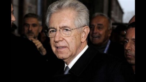 Lavoro, Monti: "A questão está encerrada no artigo 18"