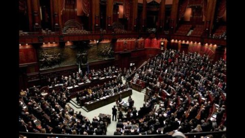 Sondaggio Swg: Pd primo partito, scende il Pdl, cresce Grillo