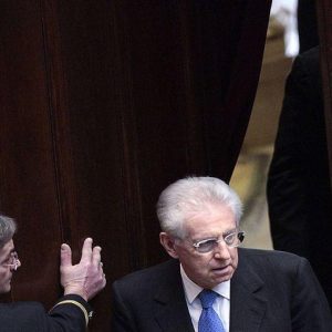 Licitație Btp, Monti își propune să umple pentru a depăși tensiunile renaștere asupra datoriilor suverane