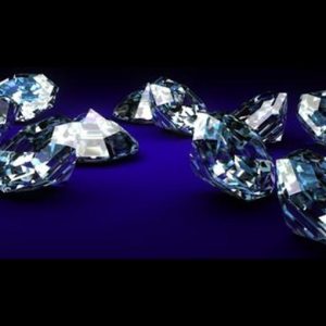 Südafrika, entdeckte 4 Diamanten mit jeweils über 100 Karat