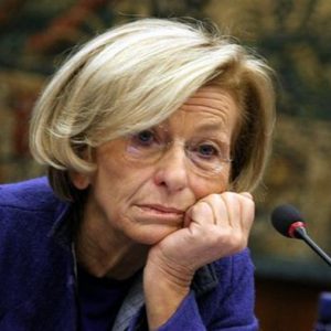 Emma Bonino:”Sarebbe un suicidio far cadere Monti prima del 2013 e non bisogna fissarsi sull’art.18″