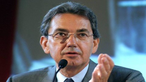 Il presidente di Telecom Italia Bernabè presenta in Bocconi il suo libro sulla privacy nel web