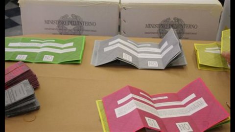 Amministrative al via: si voterà in quasi mille comuni, impennata delle liste