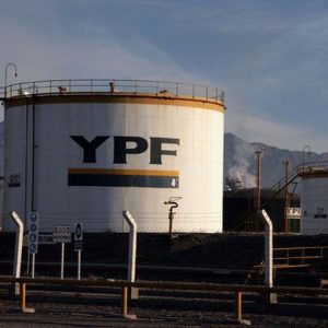 Argentina, Governo a un passo dal controllo di Ypf (Repsol)