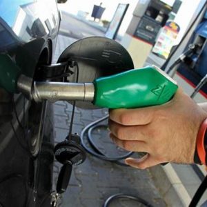 Harga bensin naik lagi: hijau di 1,903 euro per liter