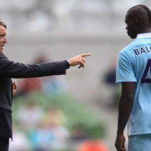 Calcio estero: Mancini ritrova Balotelli e sfida lo United nel superderby che vale la Premier