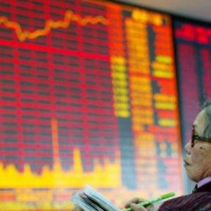 Effetto virus: la Borsa cinese perde il 9% ma l’Asia regge