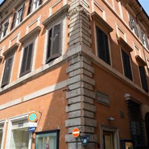 Casa: dopo 7 anni negativi il mercato torna a crescere