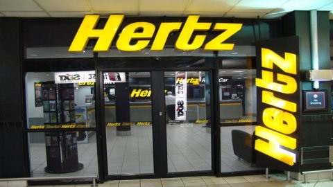 Hertz crolla nel giorno dell’Election Day (-50,6%)
