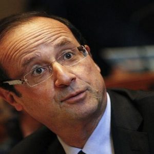 Francia, dopo Depardieu Hollande sfida Google e Facebook: ecco la “Tassa Internet”