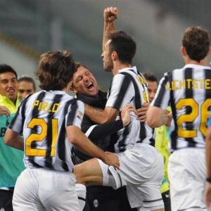 Juventus: a perda agrava-se no trimestre para 4,9 milhões mas as receitas da Champions estão à vista