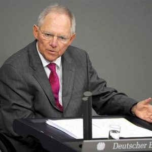 Il ministro delle Finanze tedesco Schauble: “Atene può lasciare l’Euro”