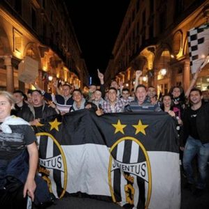 Juve-Atalanta, Scudetto em festa com Del Piero levantando o tricolor pela última vez