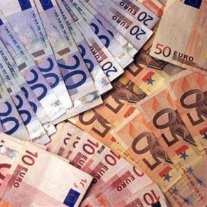 La Corte Ue all’Italia: “riallineamento fiscale” è aiuto di Stato, le banche restituiscano i soldi