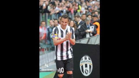 Juventus : difficile d'aller à Van Persie et Higuain, mais il y a la piste Cavani (Giovinco et 25 millions)