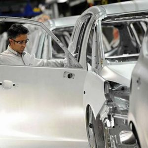 Istat, industri: omset stabil di bulan Maret, tetapi turun secara tahunan (-3,1%)