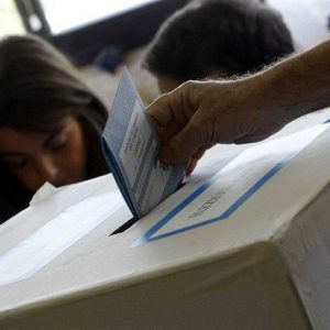 ELEZIONI – L’ombra della strage di Brindisi sui ballottaggi di oggi e domani