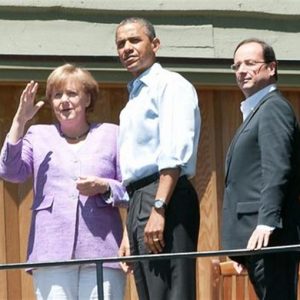 G8: Merkel isolada, Hollande sobe Eurobonds