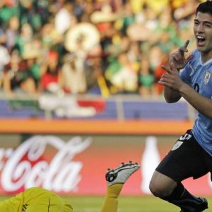 Piala Dunia: FIFA membuka penyelidikan, Suarez terancam larangan 24 pertandingan