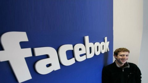 Facebook, a breve un’app per la videochat