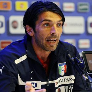 Calcioscommesse, verifiche sugli assegni di Buffon. Oggi si decide per le scarcerazioni