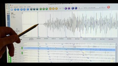 Terremoto, il mondo trema: tutte le scosse di oggi in un sito specializzato