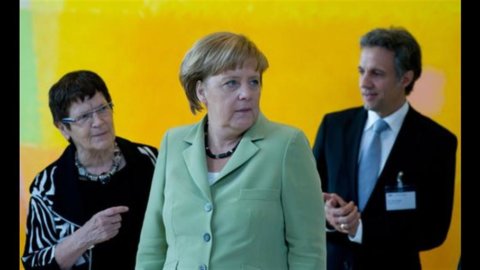 Ue, Merkel: serve unione politica, anche se a due velocità