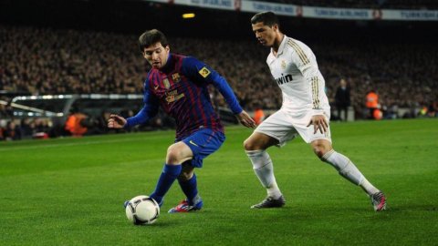 Futebol e bancos: o caso Bankia oprime La Liga, submersa em dívidas. Adeus Messi e Ronaldo?