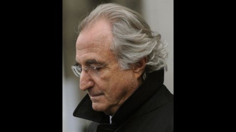 Usa, banchiere condannato a 110 anni di carcere per truffa alla Madoff