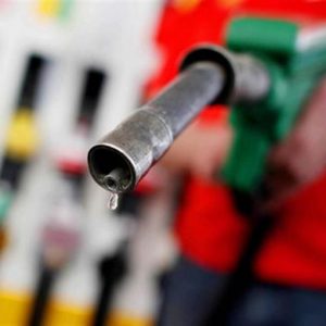 Benzina e diesel: prezzi stabili, da oggi gli sconti del weekend