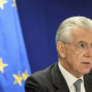 Monti: "Parlamento intolerante com a Alemanha, o euro pode se tornar um fator de desintegração"