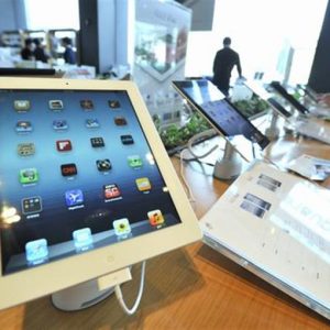 Apple, pada Oktober meluncurkan mini-iPad. Harga diperkirakan turun