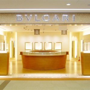 Bulgari meresmikan "Bulgari Hotel & Residences" di London pada 12 Juni