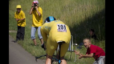 Re Wiggins ipoteca un Tour che rischia di essere già finito